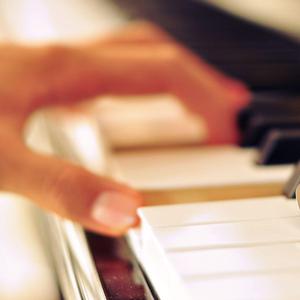 草莓视频污视频
